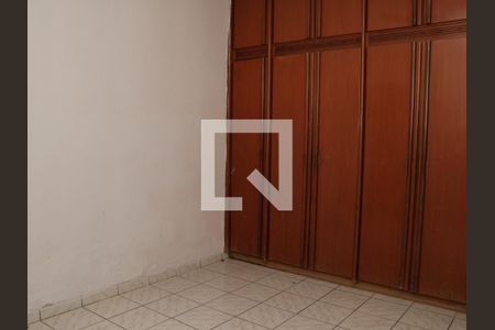 Suíte 1 de casa para alugar com 3 quartos, 432m² em Setor Aeroporto, Goiânia