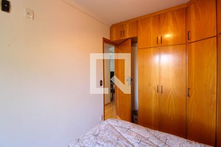 Quarto 1 de apartamento para alugar com 2 quartos, 60m² em Parque Munhoz, São Paulo