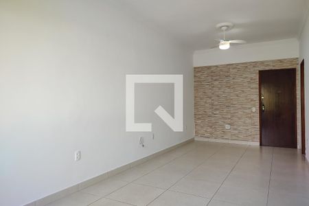 Sala de apartamento para alugar com 2 quartos, 82m² em Taquara, Rio de Janeiro