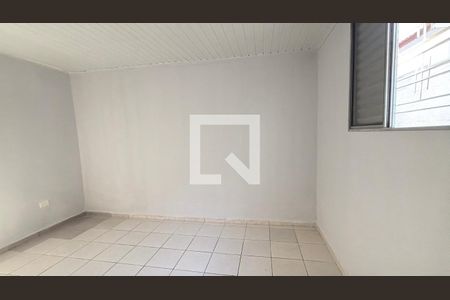 Quarto de casa para alugar com 1 quarto, 42m² em Parque Sevilha, São Paulo