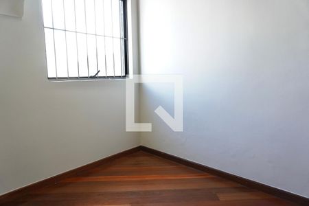 Quarto 2 de apartamento para alugar com 3 quartos, 84m² em Lourdes, Belo Horizonte
