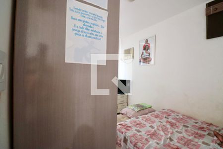 Quarto 2 de apartamento para alugar com 2 quartos, 48m² em Trobogy, Salvador