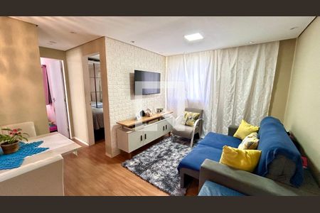 Sala de apartamento à venda com 2 quartos, 45m² em Vila Galvão, Guarulhos