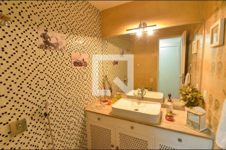 Lavabo de apartamento à venda com 4 quartos, 284m² em Tijuca, Rio de Janeiro