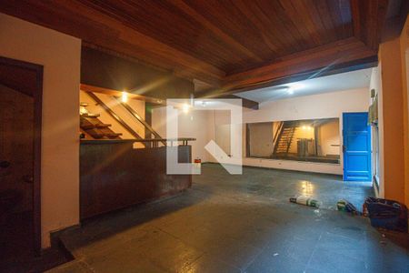 Sala de casa à venda com 3 quartos, 240m² em Tijuca, Rio de Janeiro