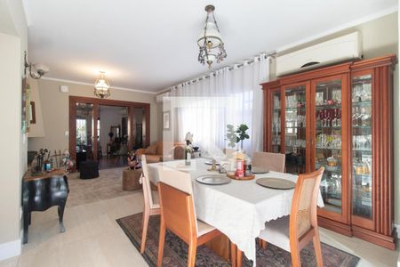 sala de casa à venda com 3 quartos, 250m² em Cavalhada, Porto Alegre