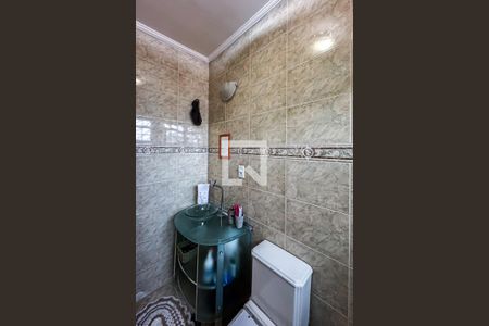 Banheiro da Suíte de casa à venda com 3 quartos, 110m² em Vila Invernada, São Paulo