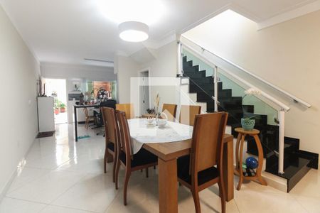 Sala  de casa à venda com 3 quartos, 174m² em Vila Carrão, São Paulo