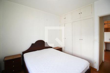 Quarto 1 de apartamento para alugar com 2 quartos, 76m² em Vila Olímpia, São Paulo