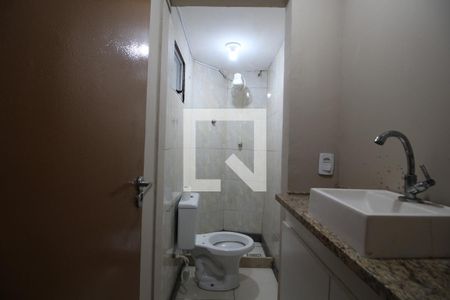 Banheiro de apartamento para alugar com 3 quartos, 70m² em Curicica, Rio de Janeiro