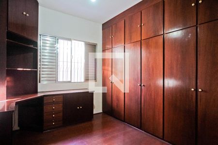 Casa à venda com 3 quartos, 139m² em Vila Barreto, São Paulo