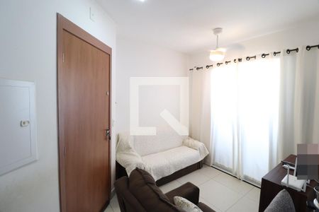 Sala de apartamento para alugar com 2 quartos, 52m² em Aclimação, Uberlândia