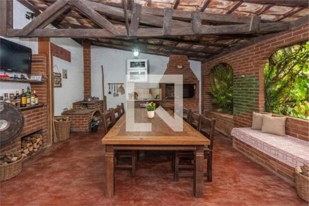 Casa à venda com 3 quartos, 190m² em Vila Mascote, São Paulo