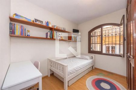 Casa à venda com 3 quartos, 190m² em Vila Mascote, São Paulo