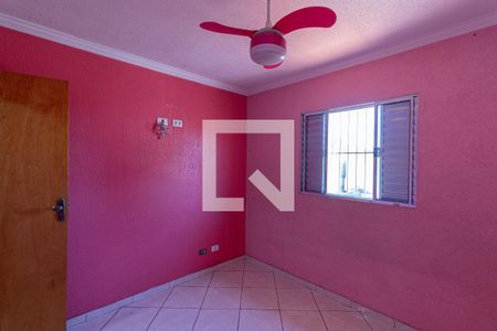Quarto 1 de casa para alugar com 2 quartos, 100m² em Jardim Miragaia, São Paulo