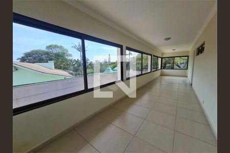 Casa à venda com 4 quartos, 357m² em Interlagos, São Paulo