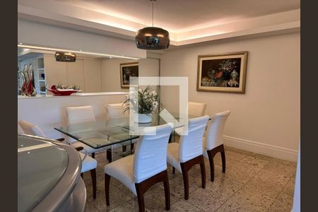 Sala de apartamento à venda com 4 quartos, 233m² em Barra da Tijuca, Rio de Janeiro