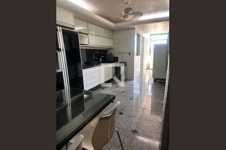 Cozinha de apartamento à venda com 4 quartos, 233m² em Barra da Tijuca, Rio de Janeiro