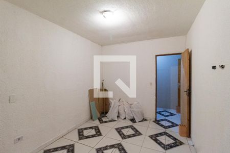 Quarto 2 de casa para alugar com 2 quartos, 70m² em Parque Santa Teresa, Carapicuíba