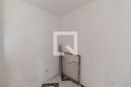 Quarto 1 de casa para alugar com 2 quartos, 70m² em Parque Santa Teresa, Carapicuíba