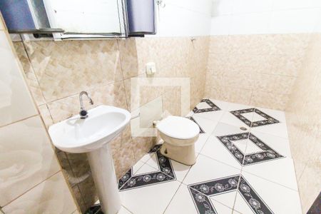 Banheiro de casa para alugar com 1 quarto, 36m² em Itaquera, São Paulo