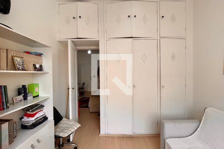 Quarto 1 de apartamento à venda com 2 quartos, 65m² em Copacabana, Rio de Janeiro