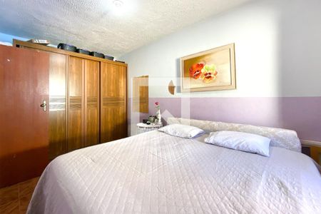 Quarto 1 de casa à venda com 5 quartos, 220m² em Aparecida, Belo Horizonte