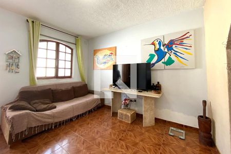 Sala de casa à venda com 5 quartos, 220m² em Aparecida, Belo Horizonte
