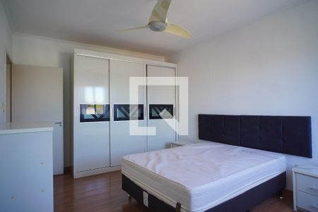 Quarto 1 de apartamento para alugar com 2 quartos, 117m² em São Sebastião, Porto Alegre