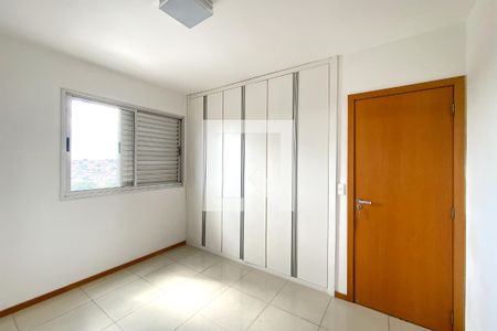 Suite 1 de apartamento à venda com 3 quartos, 108m² em Palmares, Belo Horizonte