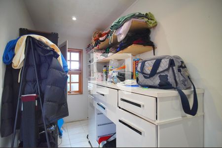 Closet da suíte de casa à venda com 4 quartos, 120m² em Rio dos Sinos, São Leopoldo