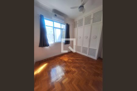 Quarto de apartamento à venda com 2 quartos, 50m² em Grajaú, Rio de Janeiro