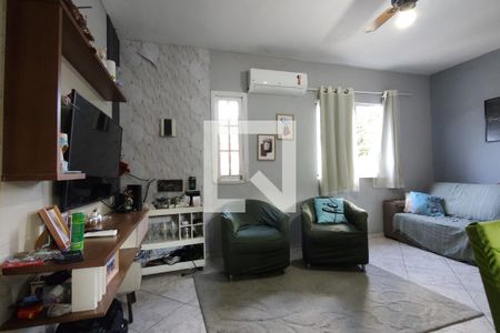 Sala de casa para alugar com 5 quartos, 170m² em Pechincha, Rio de Janeiro