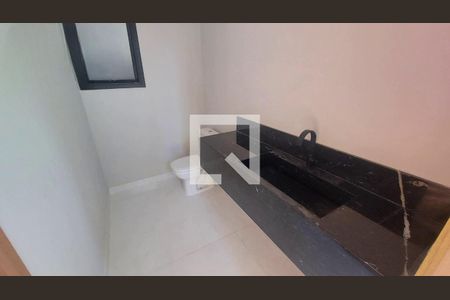 Casa à venda com 3 quartos, 273m² em Suru, Barueri