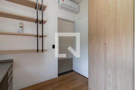 Casa à venda com 3 quartos, 302m² em Cidade Tamboré, Santana de Parnaíba
