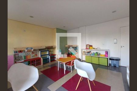 Apartamento à venda com 2 quartos, 65m² em Jardim Ester Yolanda, São Paulo