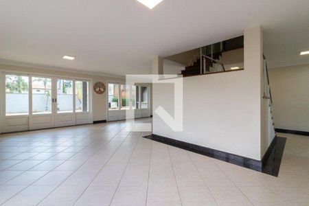 Casa para alugar com 4 quartos, 430m² em Residencial Morada dos Lagos, Barueri