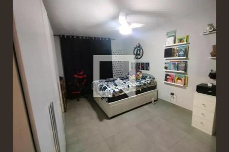 Casa à venda com 2 quartos, 160m² em Parque Vitoria, São Paulo
