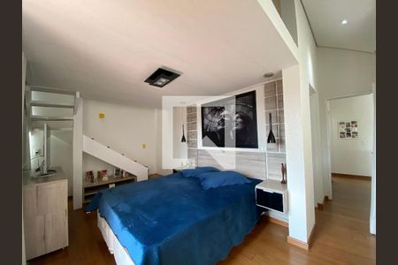 Casa de Condomínio à venda com 3 quartos, 270m² em Ingaí, Barueri