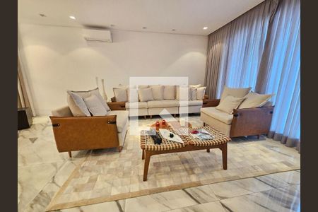 Casa à venda com 4 quartos, 440m² em Residencial Tres (Alphaville), Santana de Parnaíba