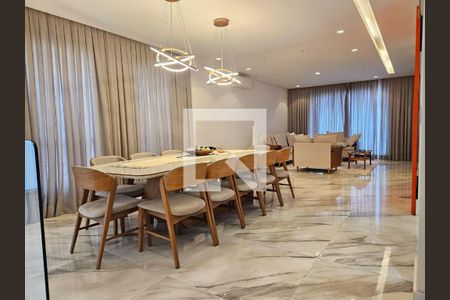 Casa à venda com 4 quartos, 440m² em Residencial Tres (Alphaville), Santana de Parnaíba