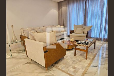 Casa à venda com 4 quartos, 440m² em Residencial Tres (Alphaville), Santana de Parnaíba
