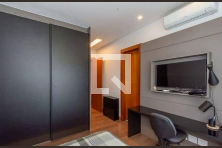 Casa à venda com 4 quartos, 537m² em Colinas da Anhanguera, Santana de Parnaíba