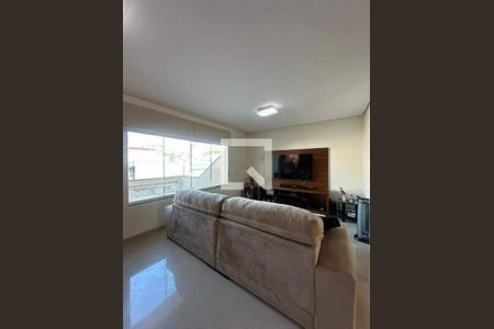 Casa à venda com 3 quartos, 228m² em Nova Petrópolis, São Bernardo do Campo