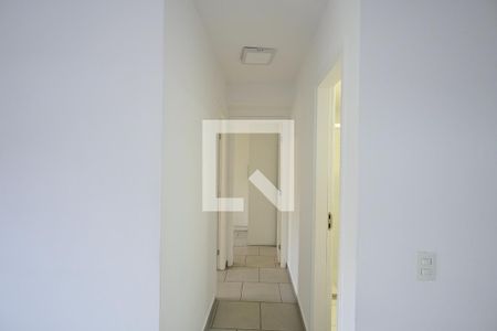 Corredor de apartamento para alugar com 2 quartos, 50m² em Parque Reboucas, São Paulo
