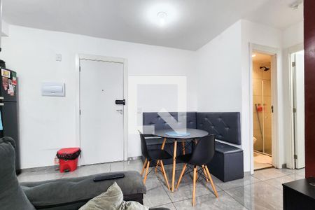 Sala  de apartamento para alugar com 2 quartos, 42m² em Imperial de São Cristóvão, Rio de Janeiro