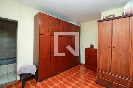 Suíte de casa à venda com 3 quartos, 299m² em Vila Santa Teresa, Santo André
