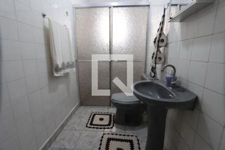 Banheiro de casa à venda com 2 quartos, 120m² em Chácara Belenzinho, São Paulo