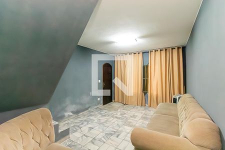Sala de casa para alugar com 3 quartos, 120m² em Parque dos Bancarios, São Paulo