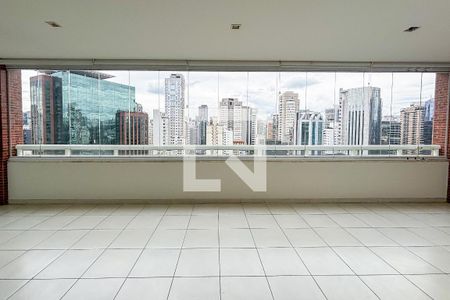 Apartamento para alugar com 3 quartos, 151m² em Itaim Bibi, São Paulo